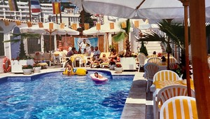 Nieuwbouw restaurant gebouw